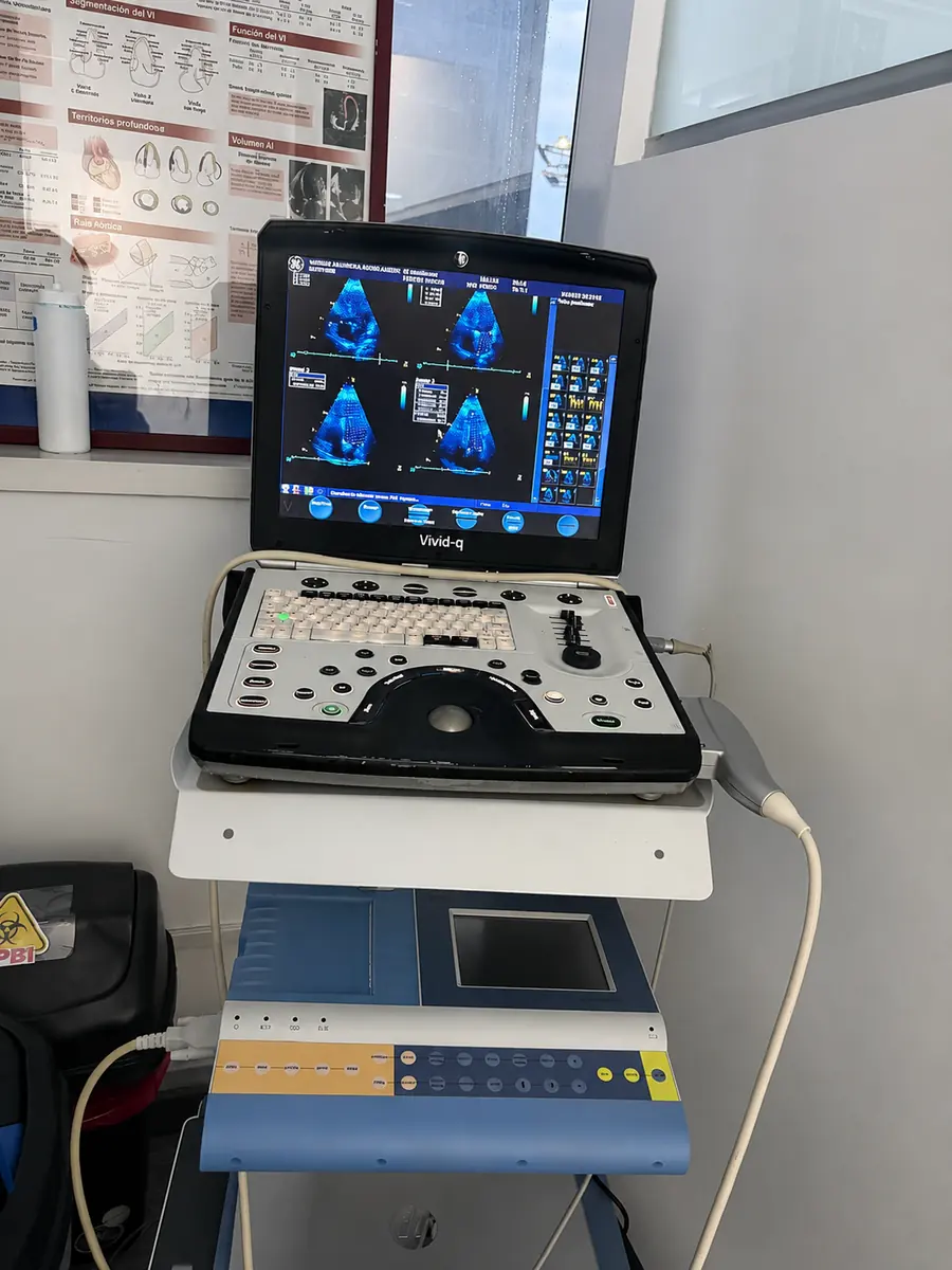 Equipo de ecocardiografía en el consultorio del World Trade Center, colonia Nápoles, CDMX